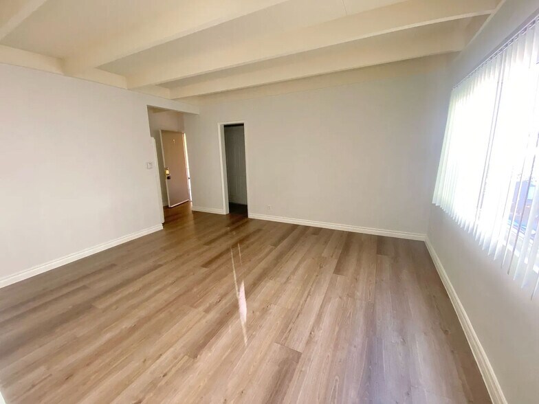 More Photos Of 208 S Normandie Ave, Los Angeles Apartments For Sale