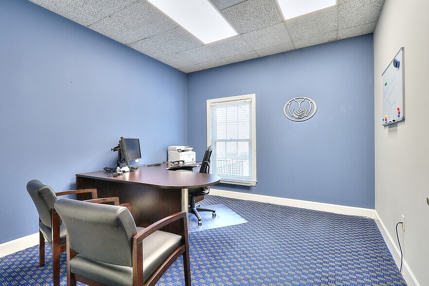 More Photos Of 2340 Perimeter Park Dr, Atlanta Office Residential For Lease