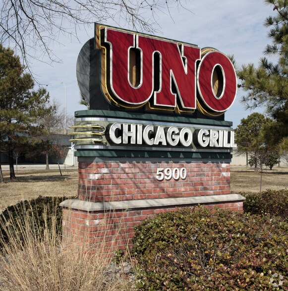 More Photos Of 5700 E Virginia Beach Blvd, Norfolk Restaurant For Lease