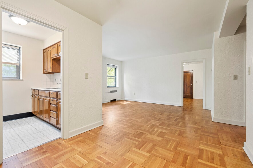 More Photos Of 3336 Brownsville Rd, Pittsburgh Apartments For Sale