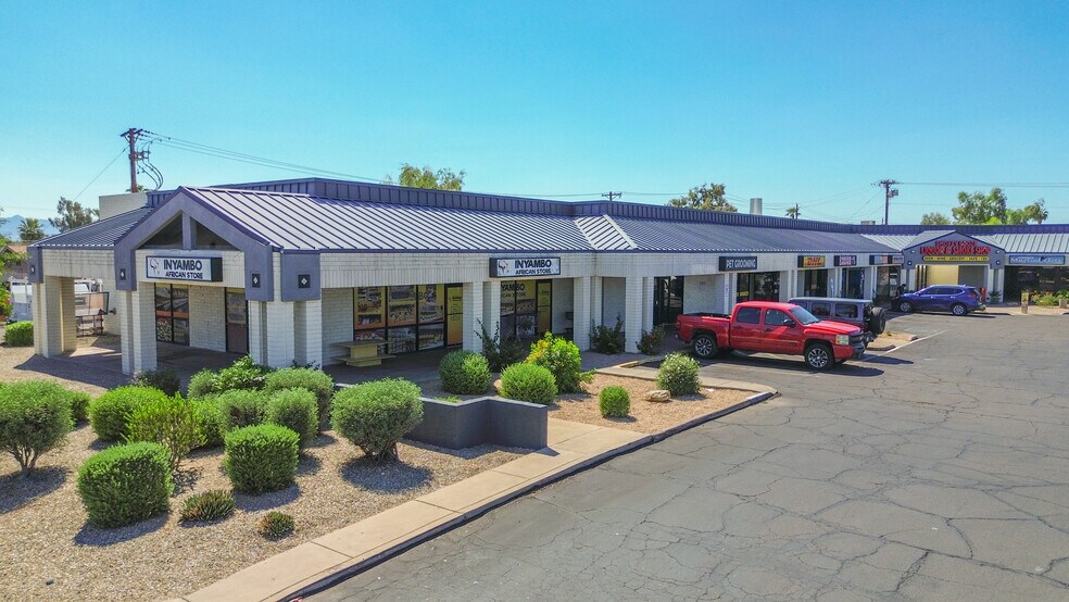 More Photos Of 5270 N 59th Ave, Glendale Unknown For Lease