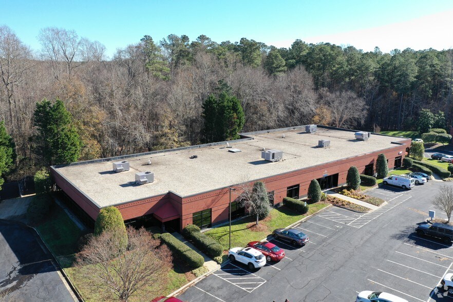 More Photos Of 2000 Aerial Center Pky, Morrisville Unknown For Lease