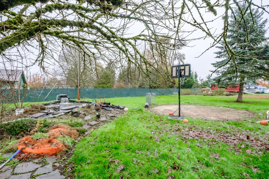 More Photos Of 794 Goldfish Farm Rd, Albany Auto Repair For Sale