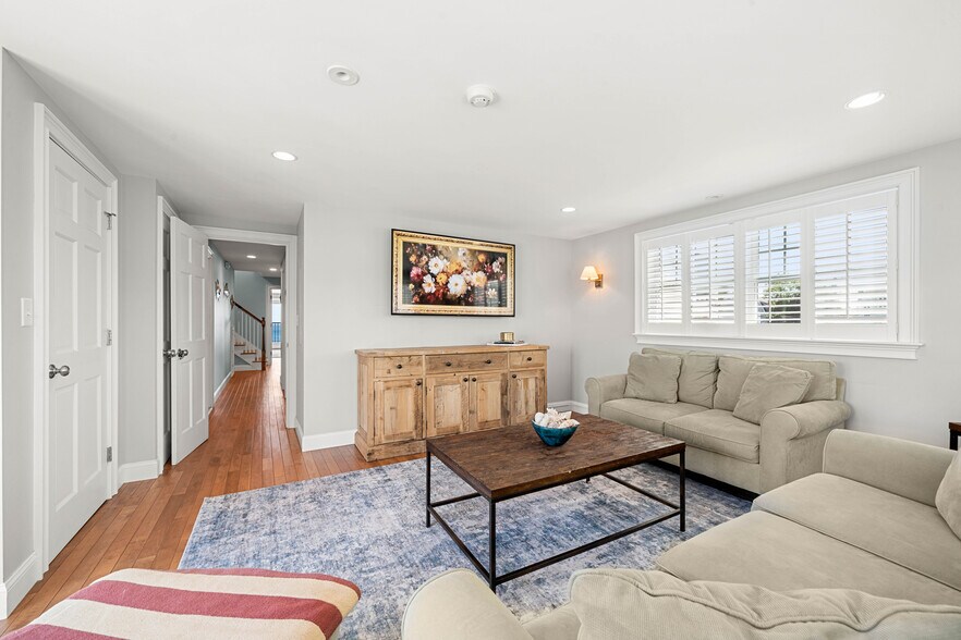 More Photos Of , Ogunquit Unknown For Sale