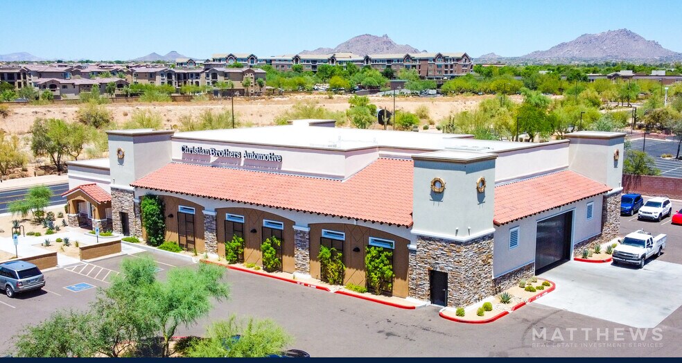 Primary Photo Of 7225 E Williams Dr, Scottsdale Auto Repair For Sale