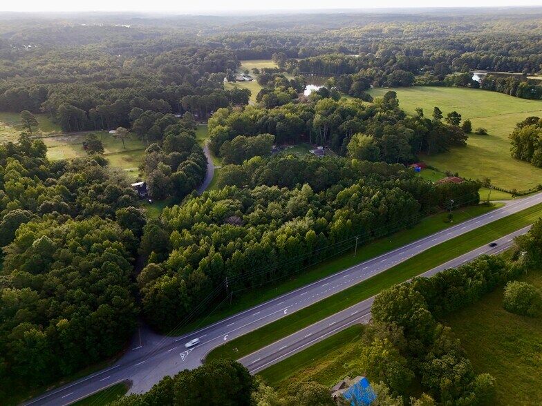 More Photos Of 0 Thompson Rd, Tyrone Land For Sale