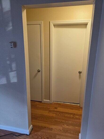 More Photos Of 9716 Mountain Blvd, Oakland Apartments For Sale