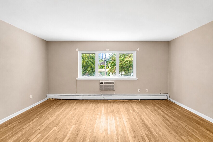 More Photos Of 5834 Fieldston Rd, Bronx Apartments For Sale