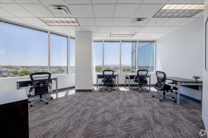 More Photos Of 2415 E Camelback Rd, Phoenix Coworking Space