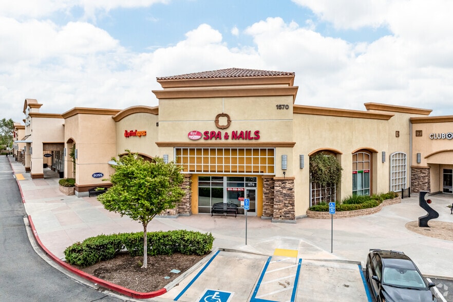 Primary Photo Of 1548 Foothill Blvd, La Verne Storefront For Lease