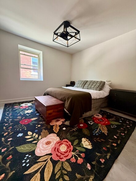 More Photos Of 205 W Galena Blvd, Aurora Storefront Retail Residential For Sale