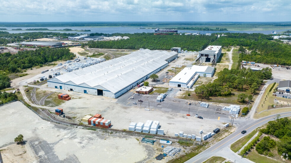 More Photos Of 202 Raleigh St, Wilmington Manufacturing For Lease