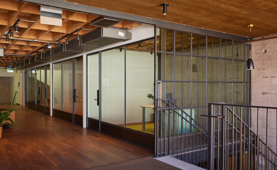 More Photos Of 5872 Smiley Dr, Culver City Loft Creative Space For Lease