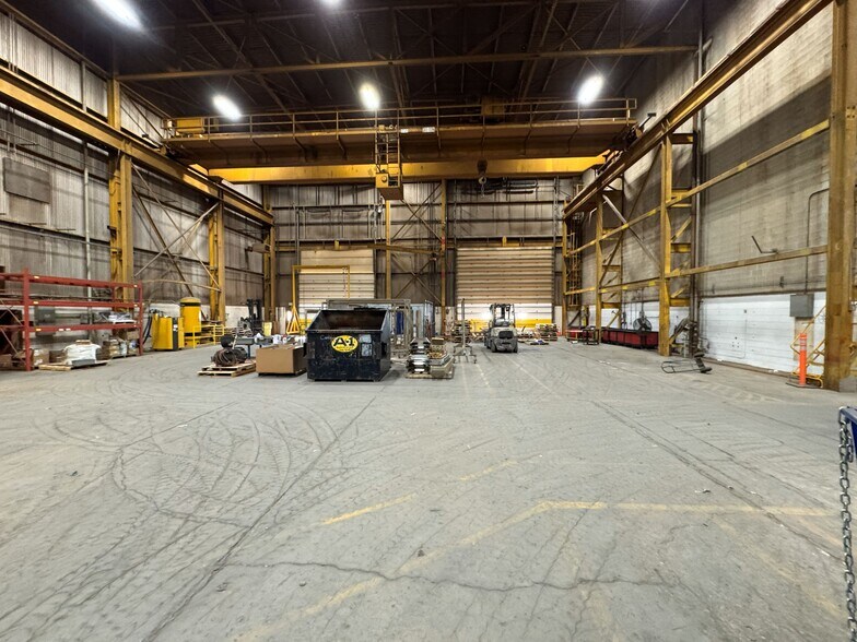 More Photos Of 4200 Thomas Dr SW, Cedar Rapids Warehouse For Sale