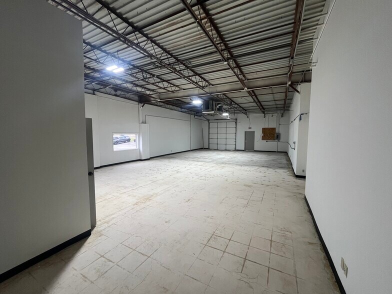 More Photos Of 4239-4276 Centergate St, San Antonio Unknown For Lease