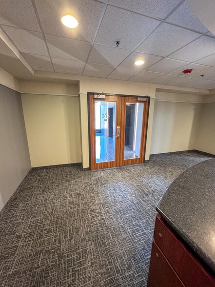 More Photos Of 206 S Broadway, Rochester Office For Lease