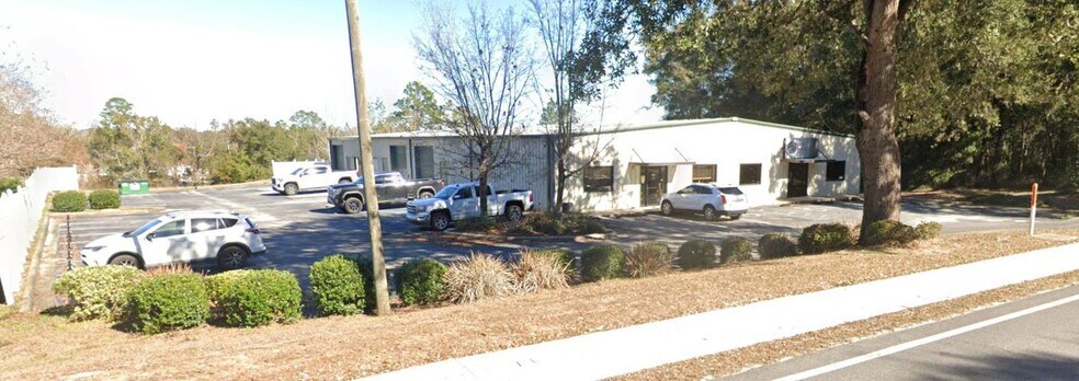 More Photos Of 6148 Old Bagdad Hwy, Milton Storefront Retail Office For Sale