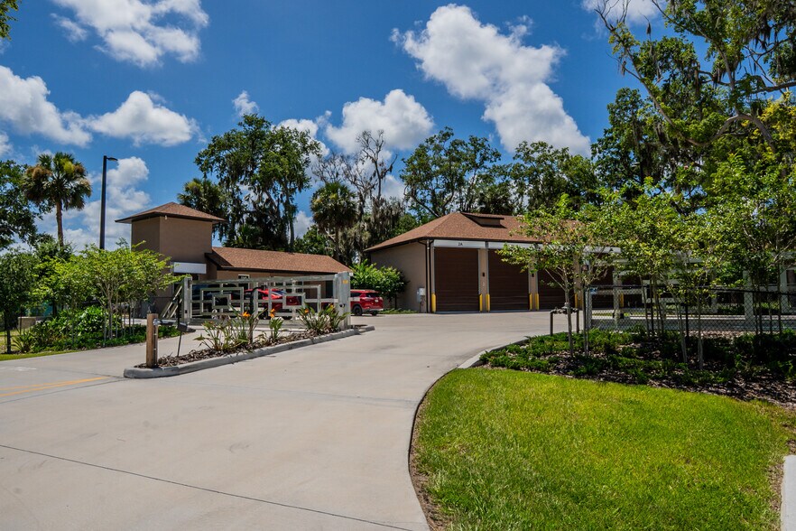 More Photos Of 1245 Canal St, New Smyrna Beach Self Storage For Lease