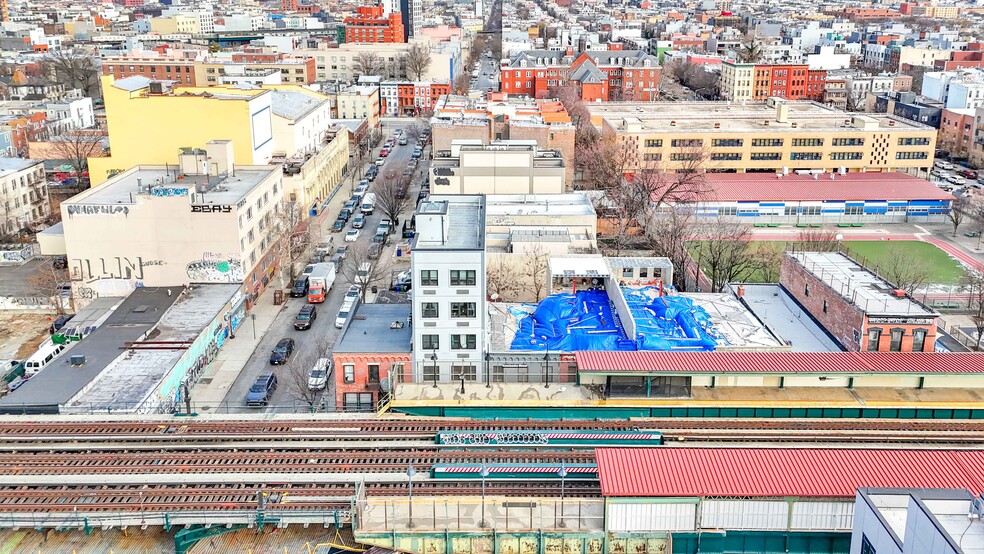 More Photos Of , Brooklyn General Retail For Sale