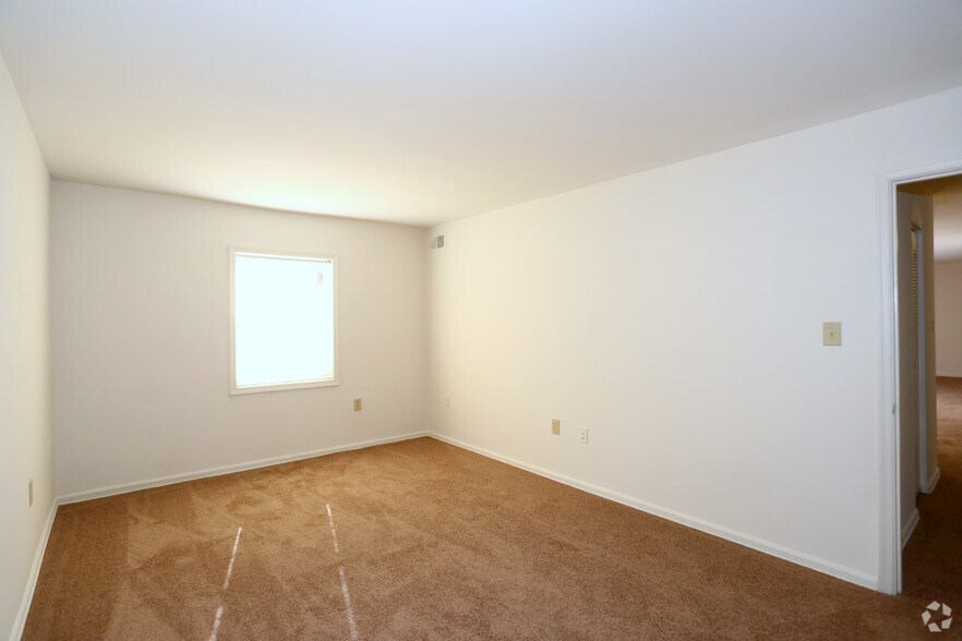 More Photos Of 10000 Greenside Dr, Cockeysville Apartments For Lease