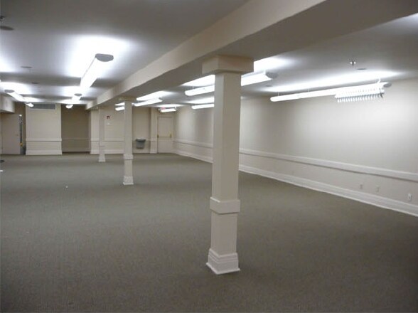 More Photos Of 1900-1904 Arsenal St, Saint Louis Office For Sale