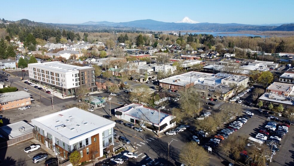 More Photos Of 302 NE 6th Ave, Camas Freestanding For Lease