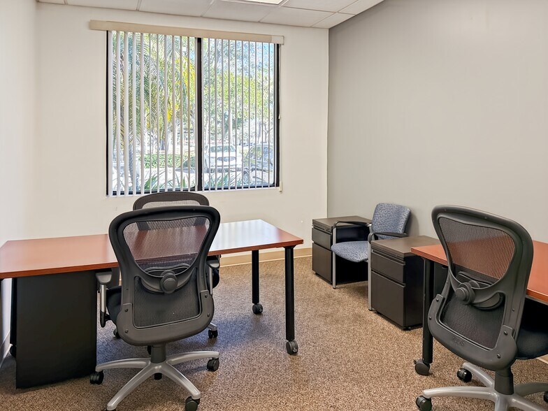 More Photos Of 8270 Woodland Center Blvd, Tampa Coworking Space