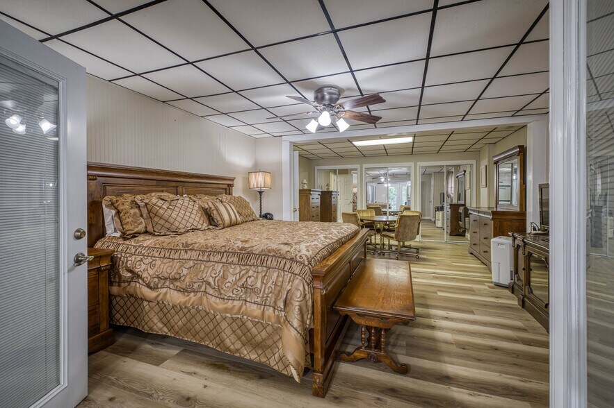 More Photos Of 200 Little Acres Dr, Marion Specialty For Sale