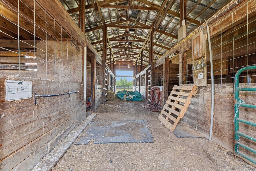 More Photos Of 9317 Johnstown-Alexandria Rd, Johnstown Land For Sale