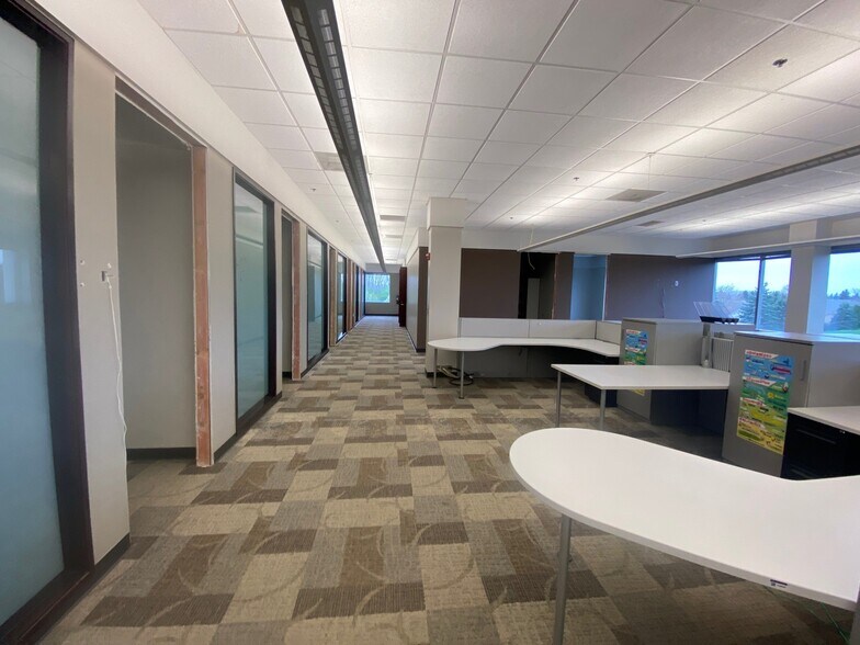 More Photos Of 5755 New King Ct, Troy Office For Sale