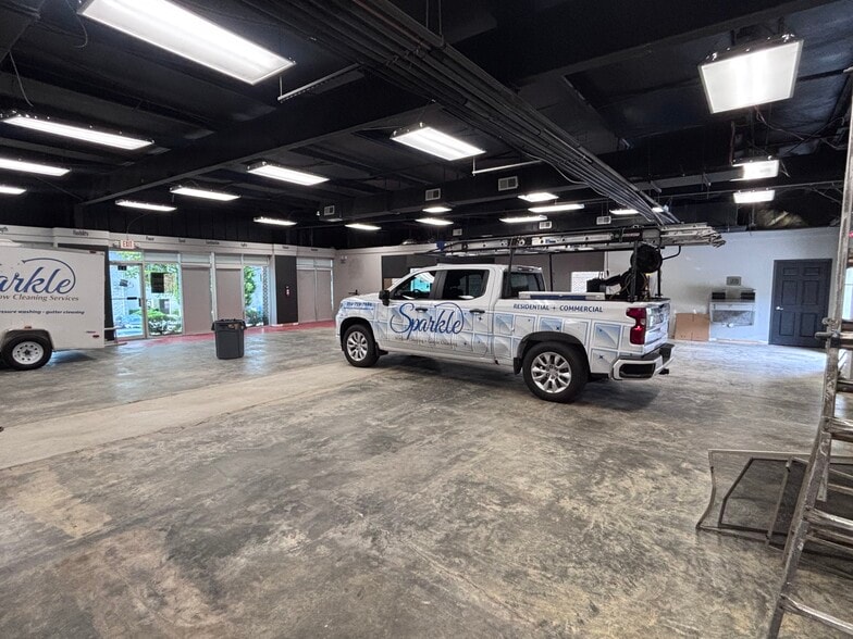 More Photos Of 5511 Hwy 280 E, Birmingham Office For Lease