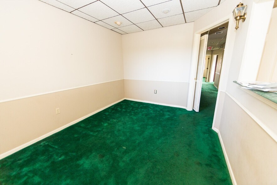 More Photos Of 300 NW 70th Ave, Plantation Medical For Lease