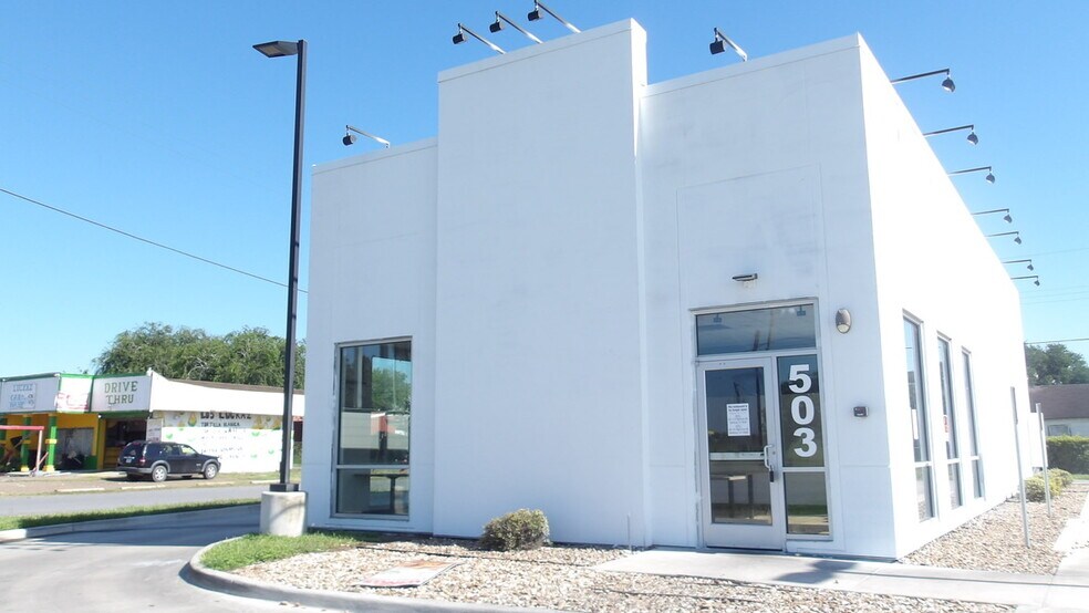 More Photos Of 505 E Edinburg Ave, Elsa Fast Food For Lease