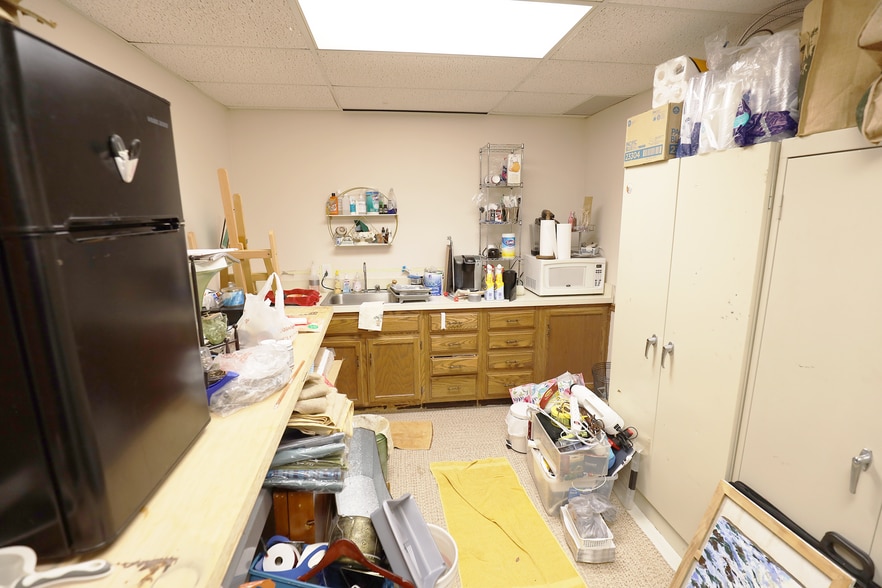 More Photos Of 1839 Pearl Rd, Brunswick Medical For Sale