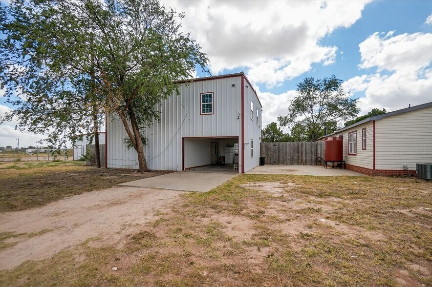 More Photos Of 4301 S County Road 1135, Midland Specialty For Sale
