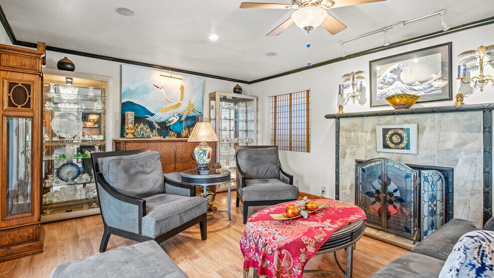 More Photos Of 1403 Rowena Way, Sacramento Specialty For Sale