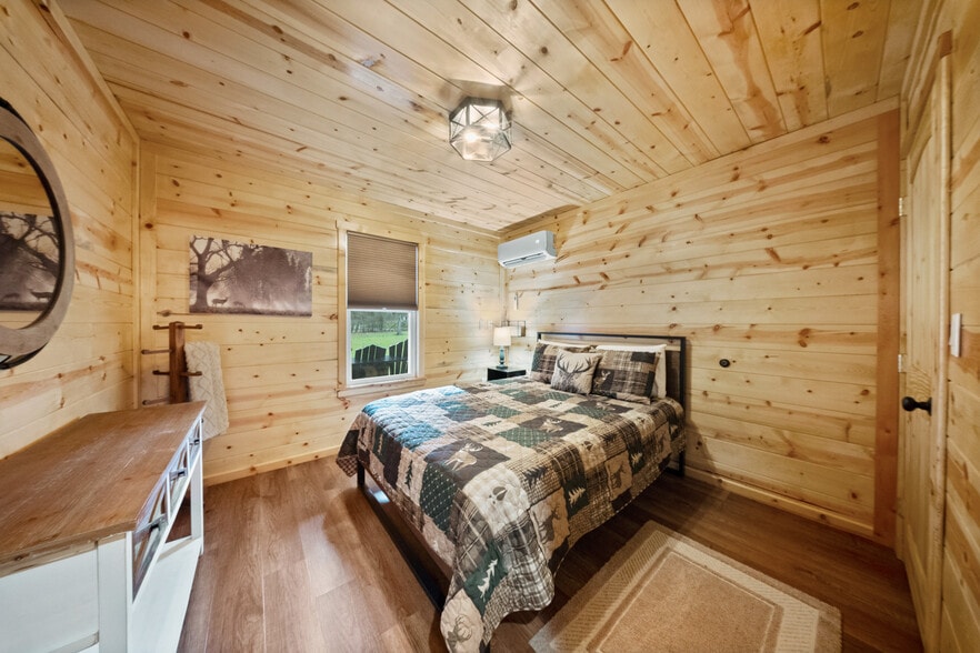 More Photos Of 325 Sinking Rd, Argillite Hospitality For Sale