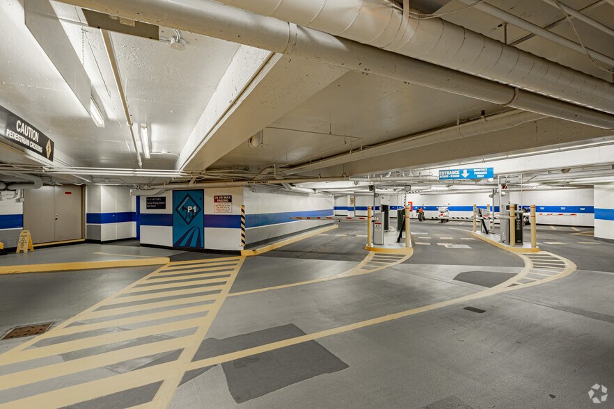 More Photos Of 111 5th Ave SW, Calgary Office For Lease
