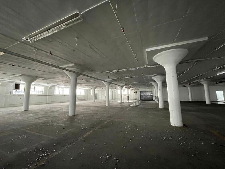 More Photos Of 658 Bailey Ave, Buffalo Manufacturing For Sale