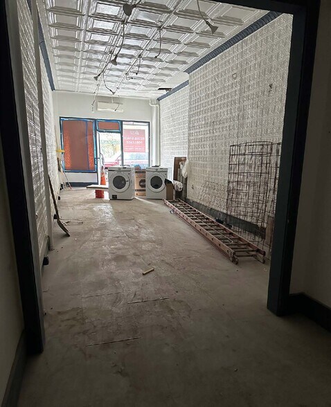 More Photos Of 543 E 6th St, New York Apartments For Lease