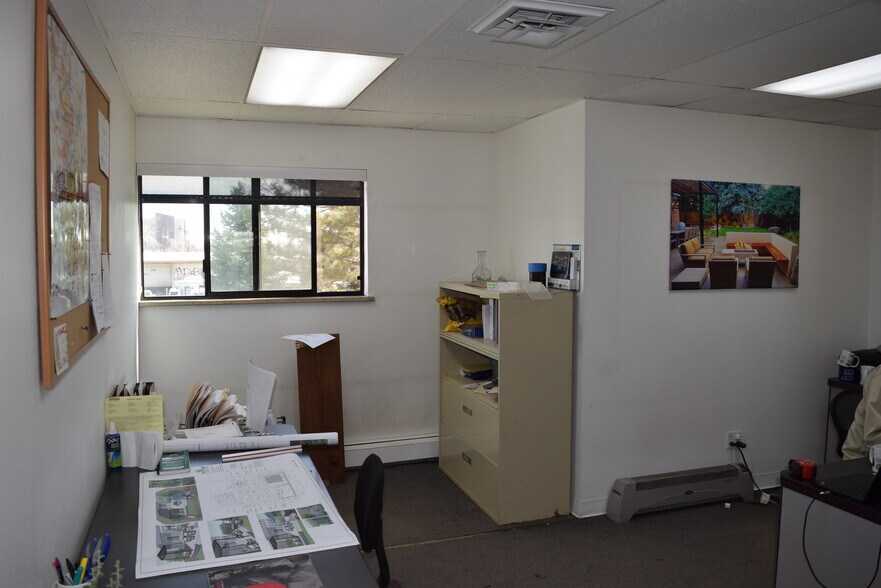 More Photos Of 1125 Depew Ct, Lakewood Unknown For Lease