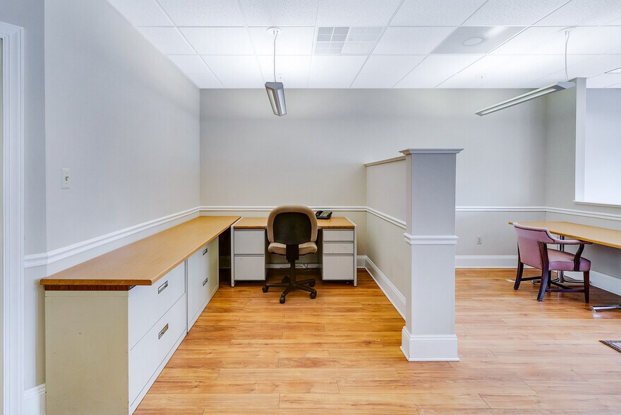 More Photos Of 124 S York Rd, Hatboro Office For Sale