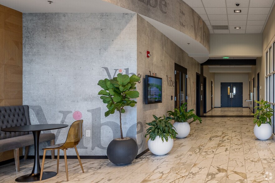 More Photos Of 579 Executive Campus Dr, Westerville Office For Lease