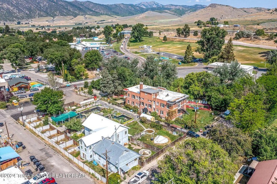 More Photos Of 1 Center St, Lava Hot Springs Hotel For Sale