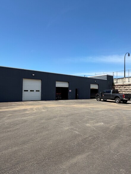 More Photos Of 297 Babcock St, Buffalo Warehouse For Lease