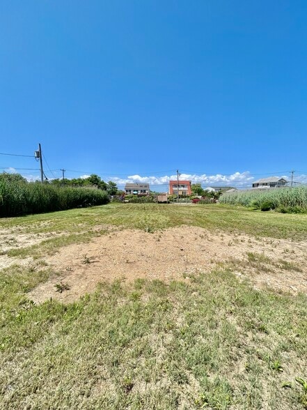 More Photos Of 52 Browns River Rd, Sayville Land For Sale