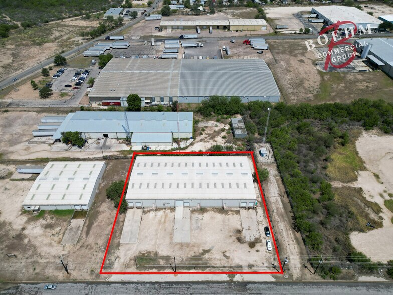 More Photos Of 995 Industrial Blvd, Del Rio Distribution For Sale