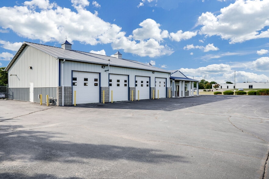 More Photos Of 801 N River St, Derby Warehouse For Sale