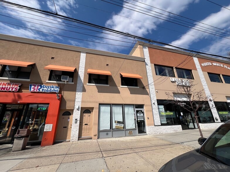 More Photos Of 1028 154th St, Whitestone Storefront Retail Office For Lease