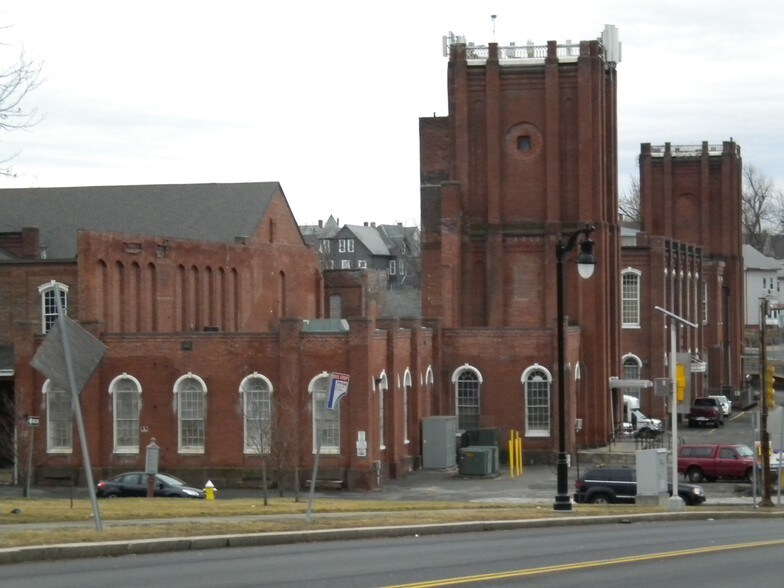 More Photos Of 1 Allen St, Springfield Manufacturing For Lease